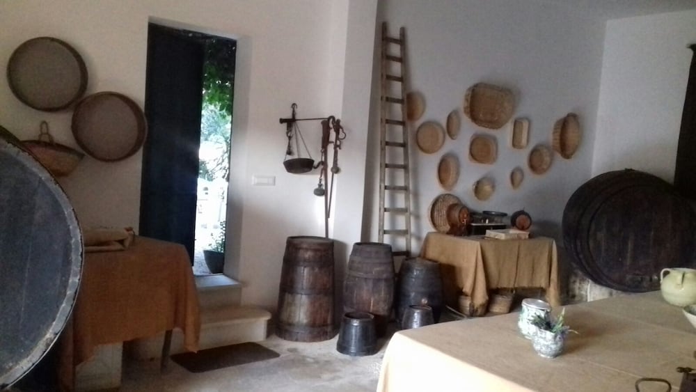 Bouganville Guest House photo 3