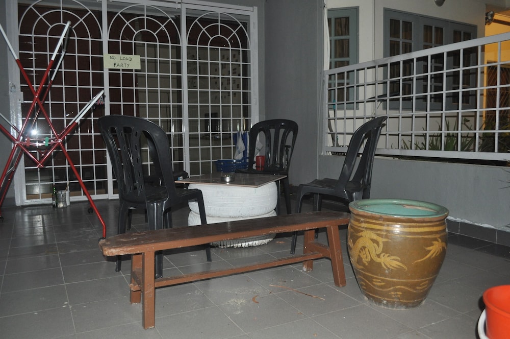 Home Guesthouse photo 3