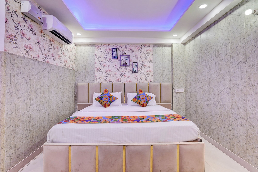 Fabhotel Akki Residency