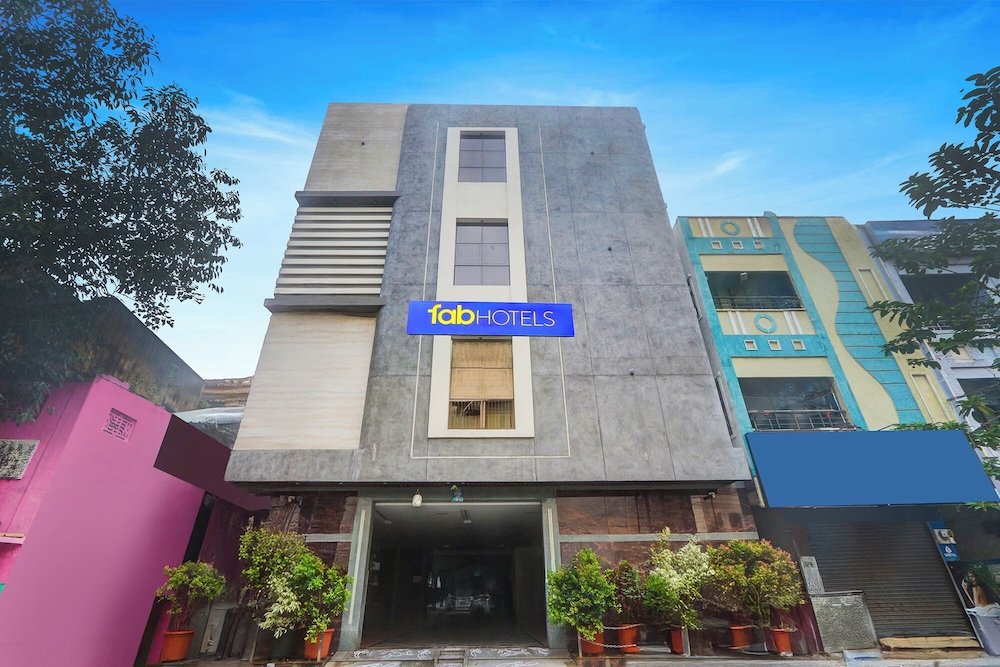 Fabhotel Vishnu Grand