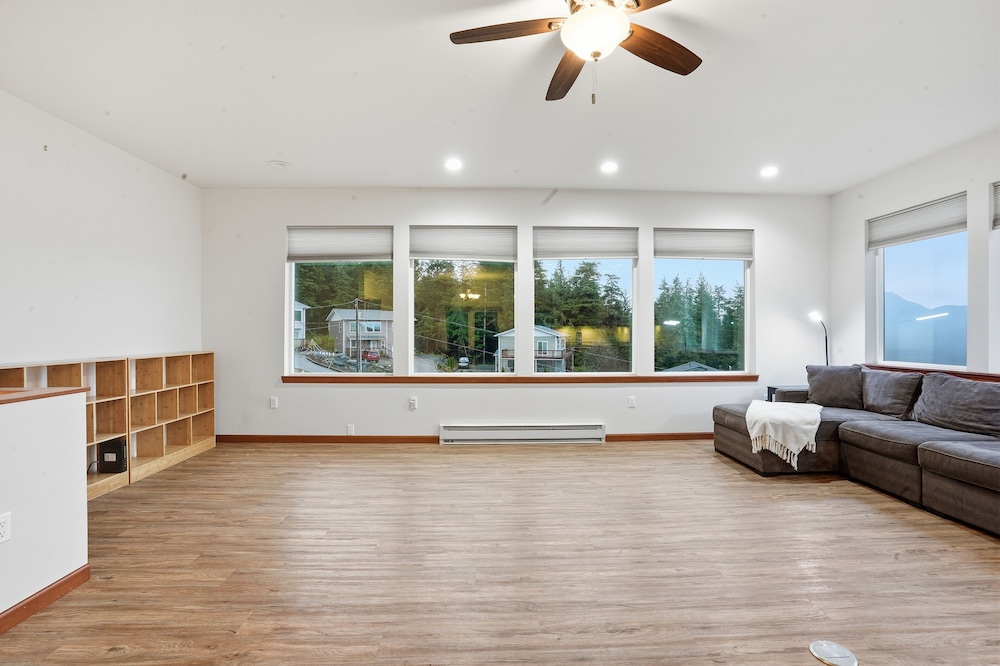 Cozy 3br Alaska Retreat With Private Sauna 3 Bedroom Home