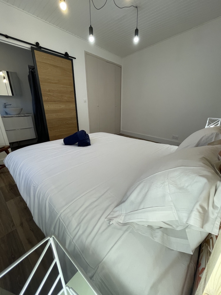 3-bedroom Apartment With Premium Amenities