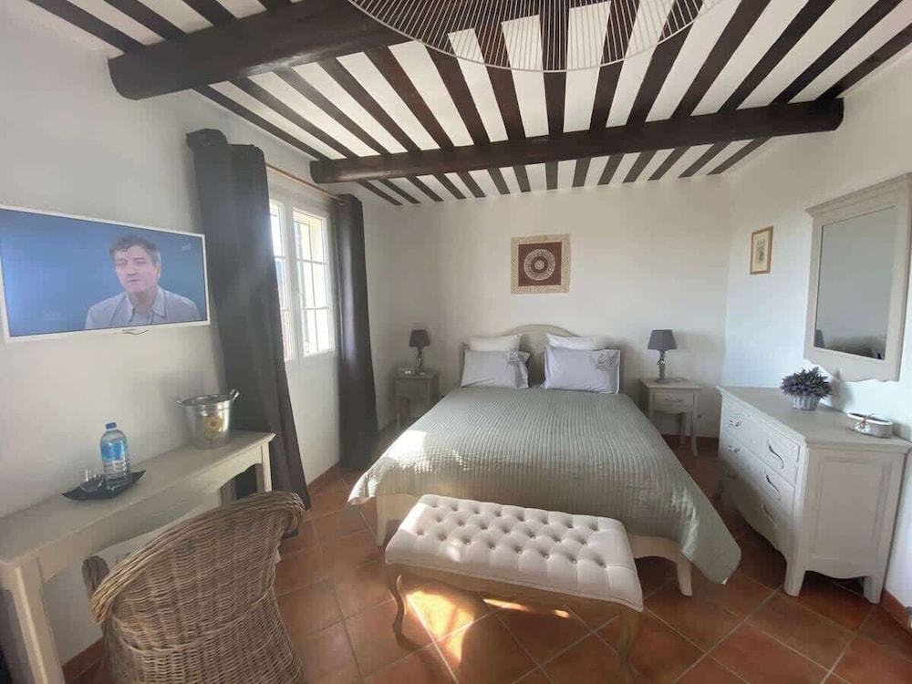 Villa in Murs Heart of the Luberon