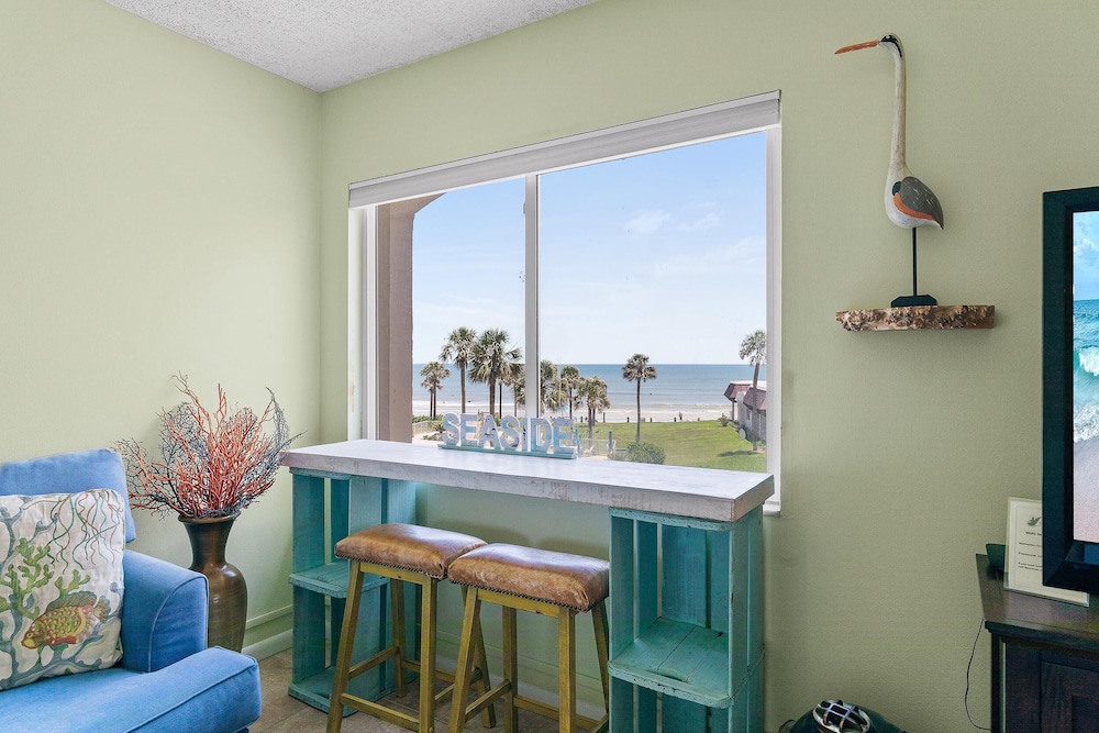 Chateau by the Sea 34B
