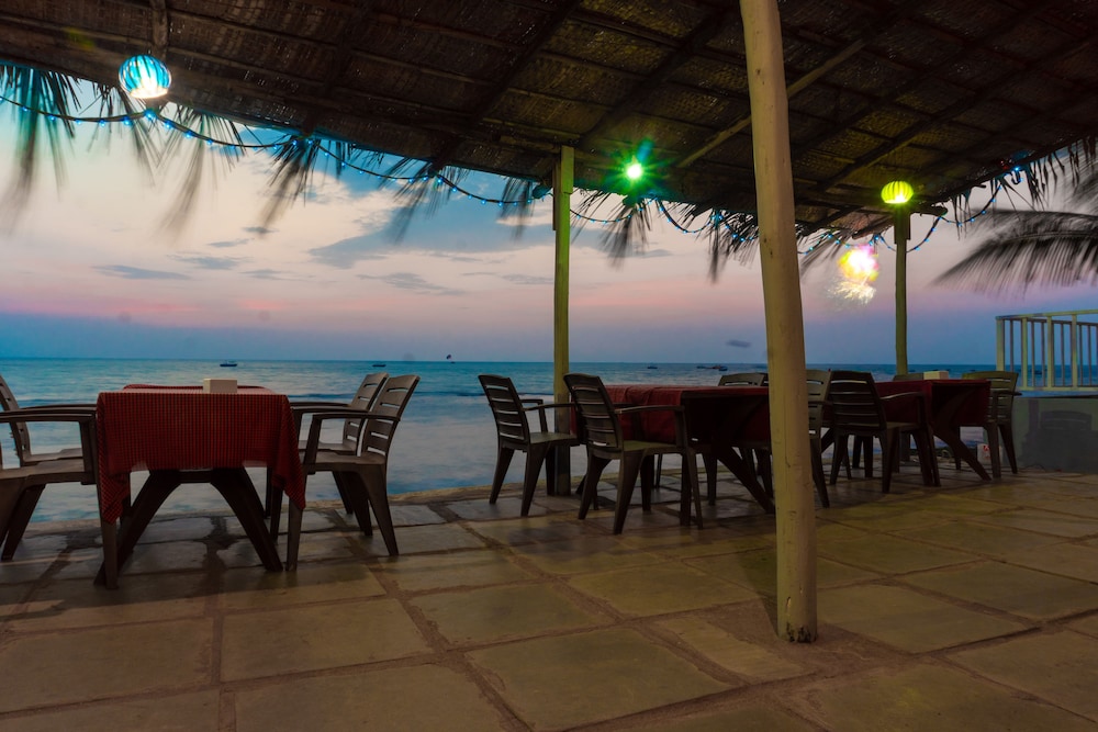 Vista Praia Beachfront Cottages