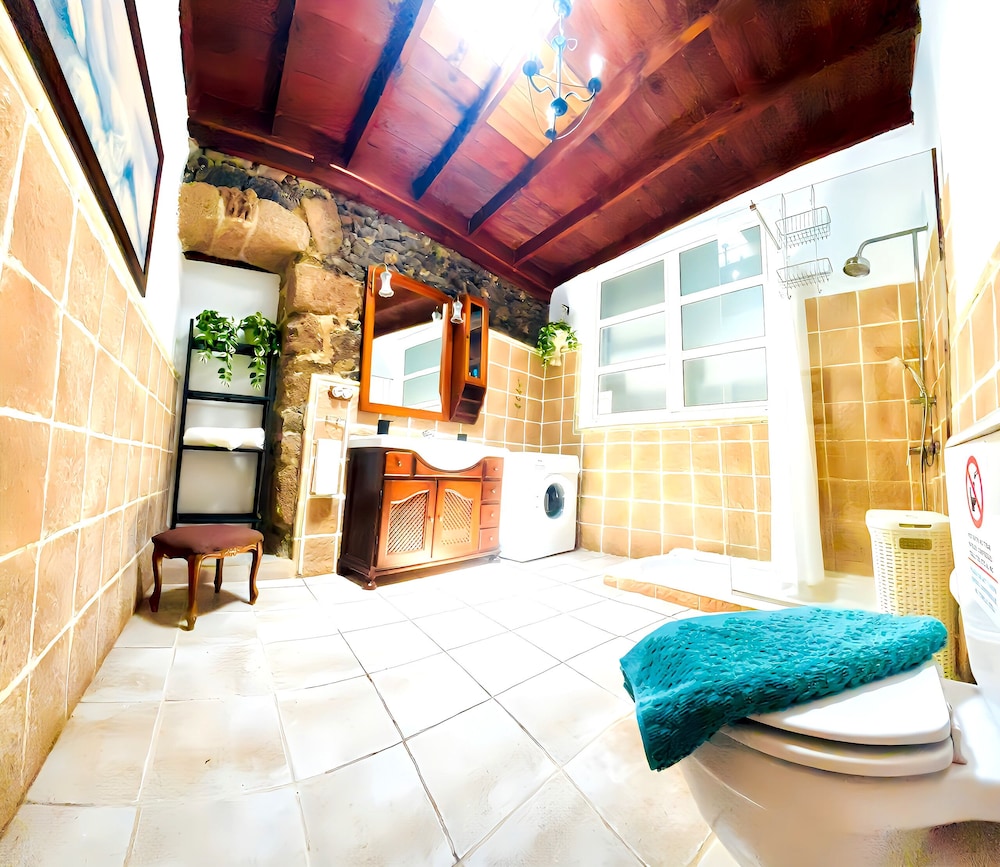 Villa Medinilla With Private Pool in Conil