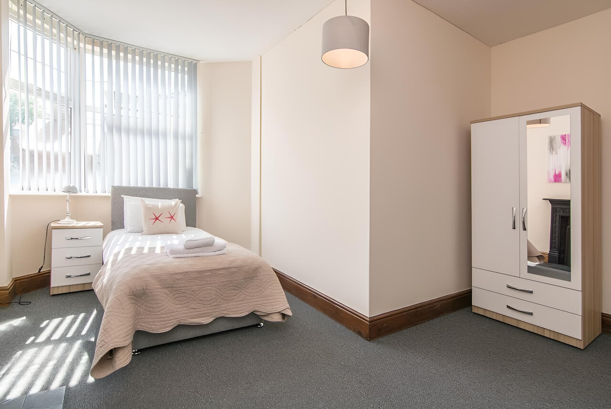 Redcliffe House view 3
