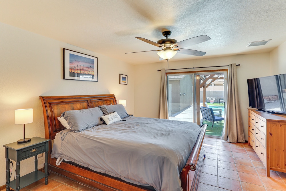 Swim, Grill & Chill: Lake Havasu City Getaway