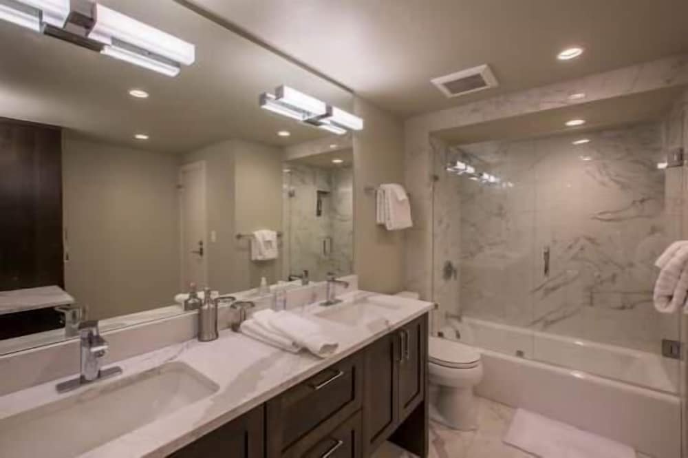 Vail Ski Resort - Villa Cortina Condos