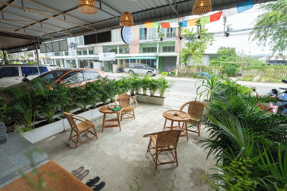 Tibe & Tribe Phangan Hostel