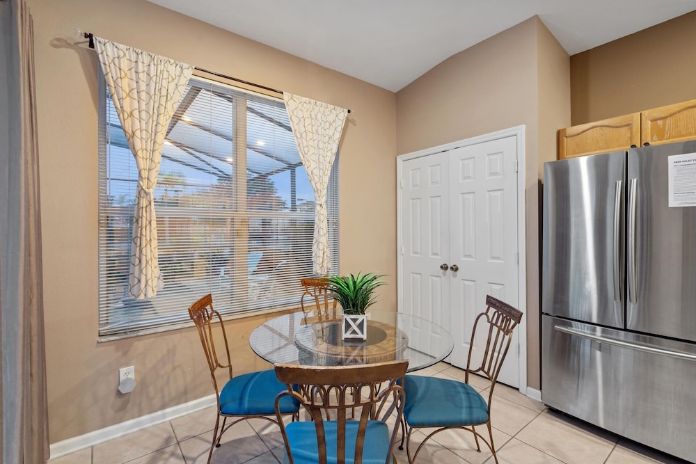 Windsor Palms Resort 4 Bedroom Pool Home + Game Room 4 Home