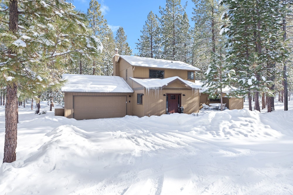 8 East Butte Ln 3 Bedroom Home