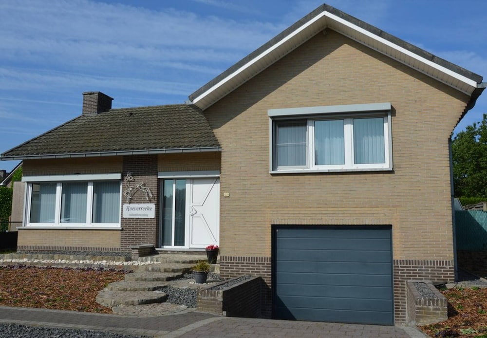 Charming Belgian Getaway, Vakantiewoning in Oudsbergen - 3 Bedrooms & Garden