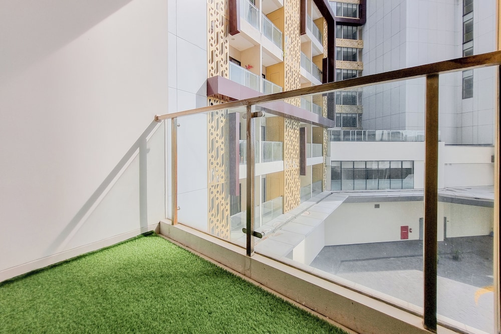Best Deal Studio at Patraland Amarta Apartment
