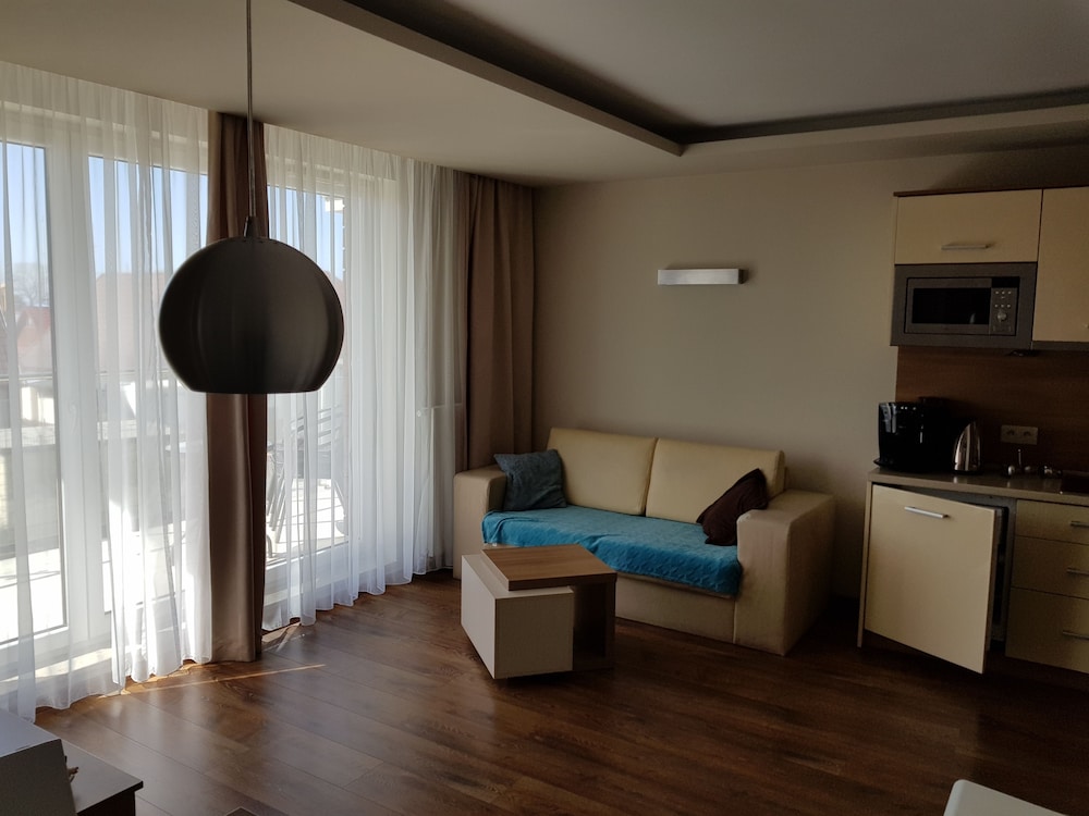 Marina Jastarnia - Apartamenty - Basen
