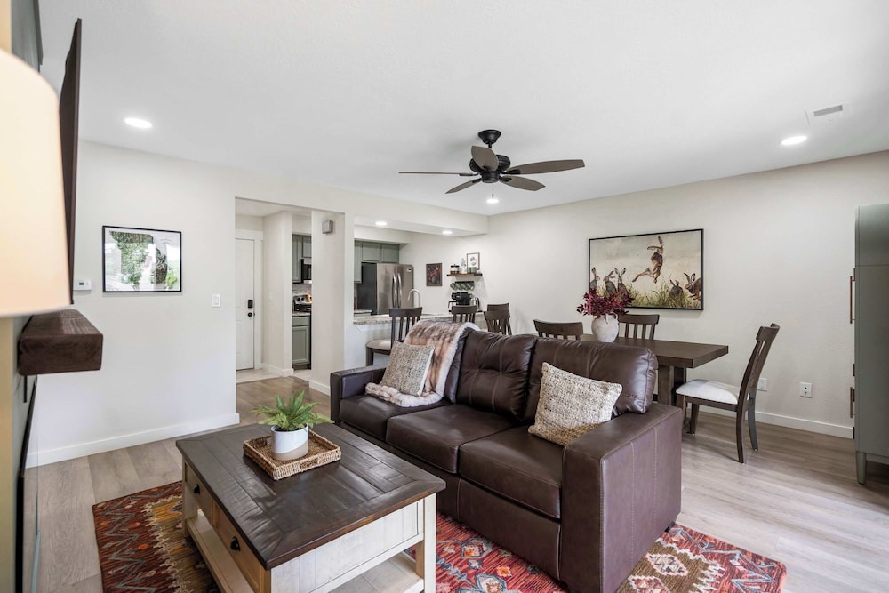 Leisure Nest Escape For 7