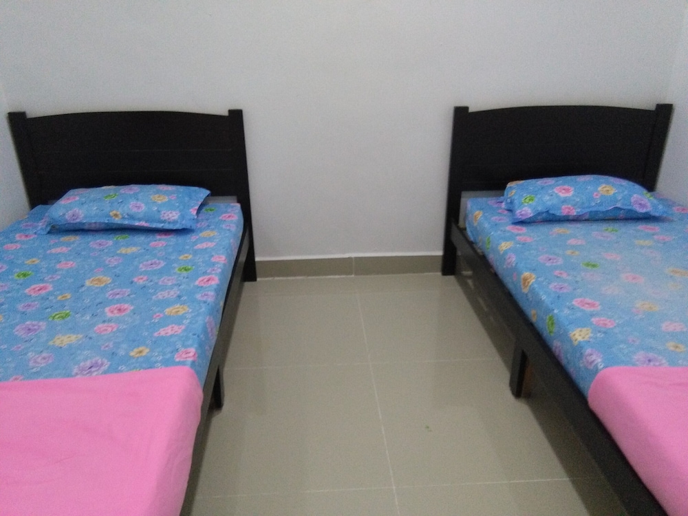 OYO Home 90350 Kl Homestay Express 2 photo 2