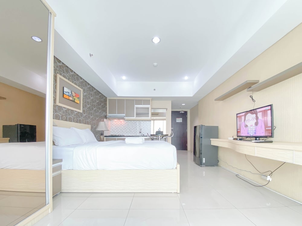 Well Designed Studio at Tamansari La Grande Apartment
