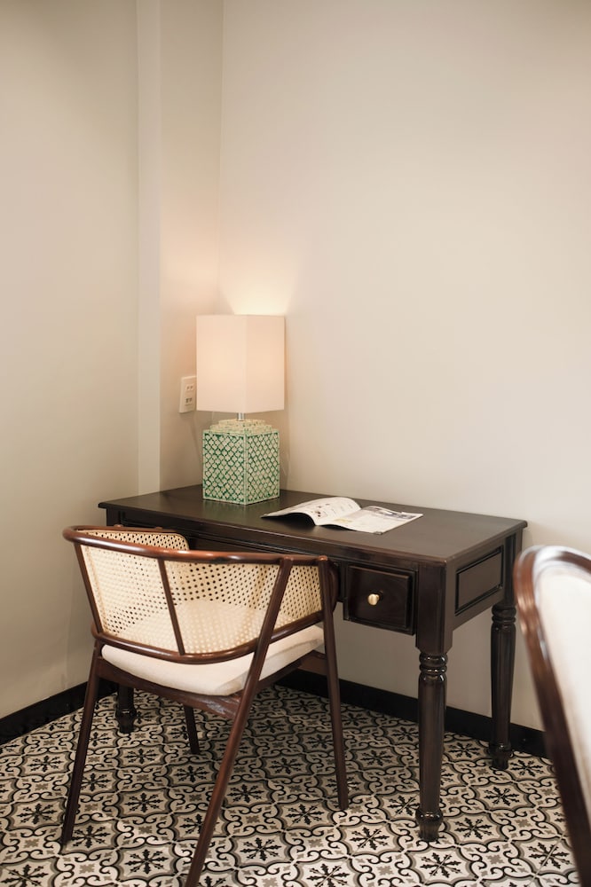JULIE's HOUSE - LUXURY APARTMENT - HUE