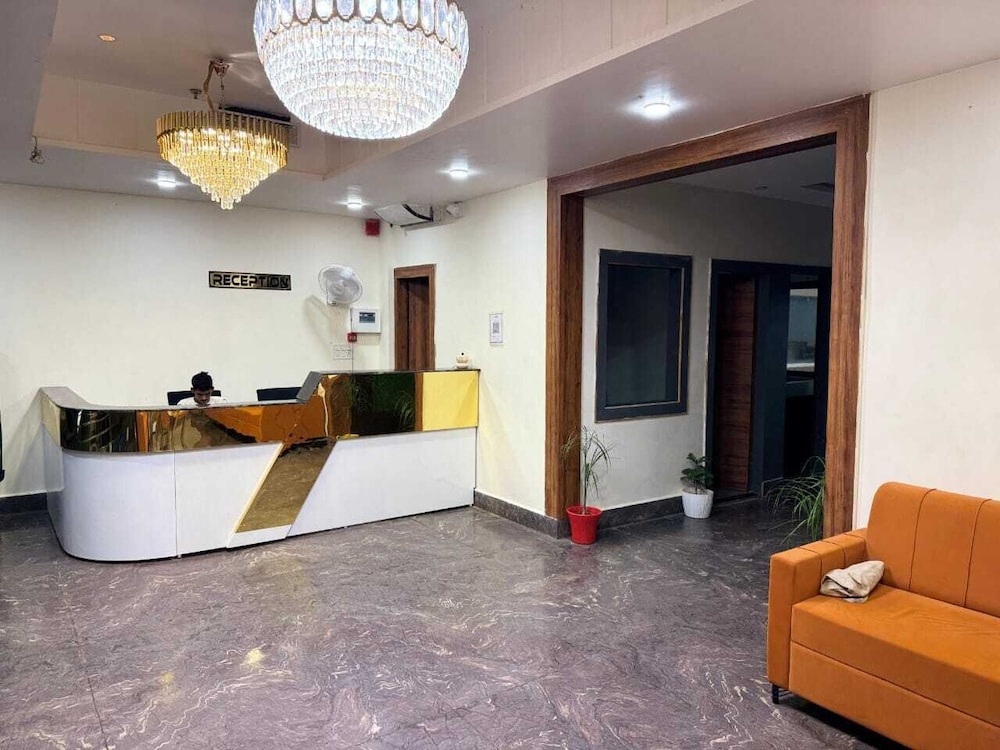 Hotel Grand Lucent