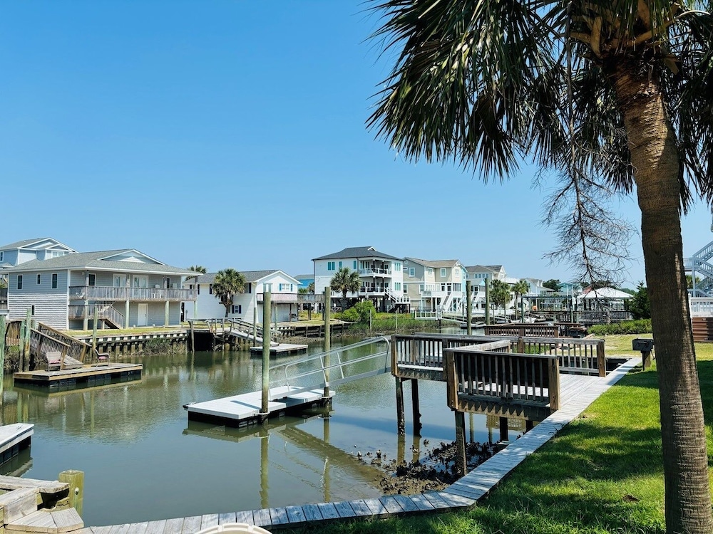 Seascape - 3 Br Home