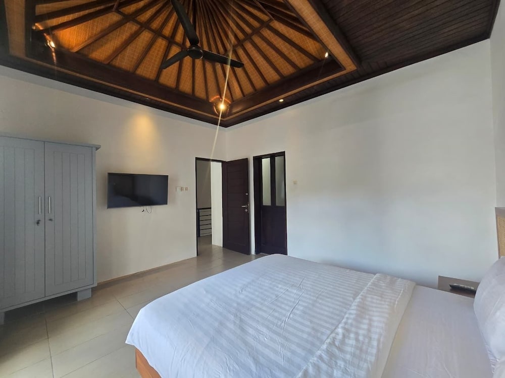 Villa Aura