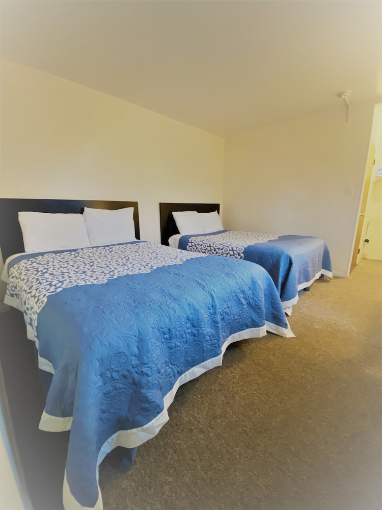 Country Place Inn And Suites