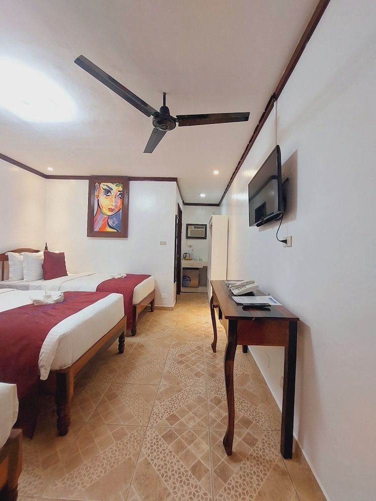 Doublegem Beach Resort and Hotel