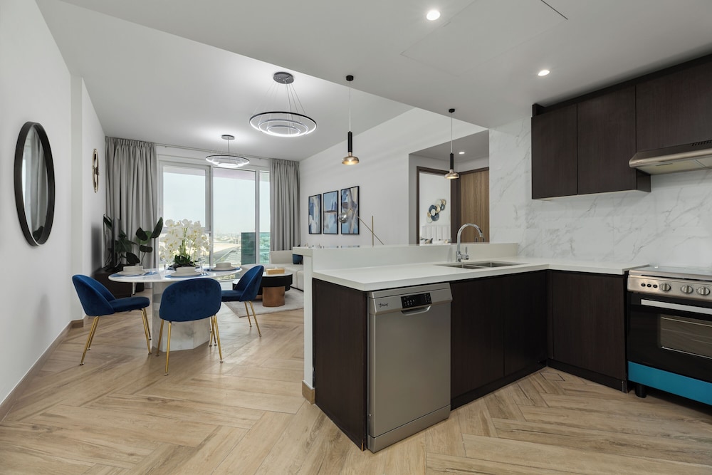 Maison Privee - Urban Parkside Living near the Iconic Dubai Frame