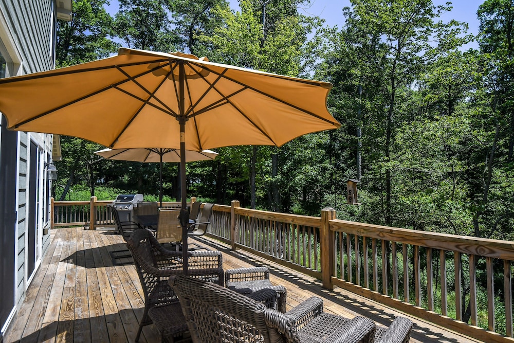 Deep Creek Dream 4 Bedroom House