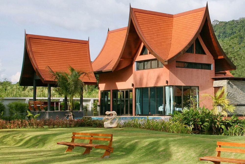 Tha Lane Bay Villa