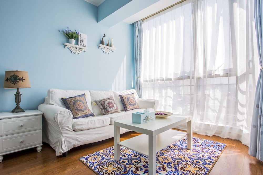 Lacasa Service Apartment