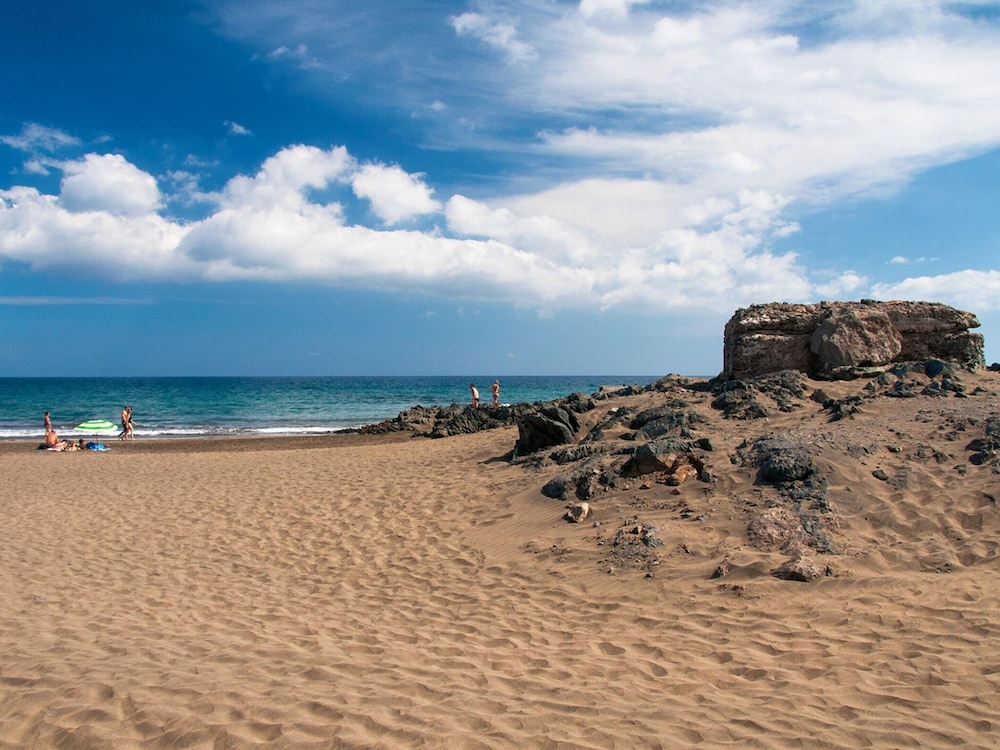Studio in Gran Canaria Near Golden Beaches