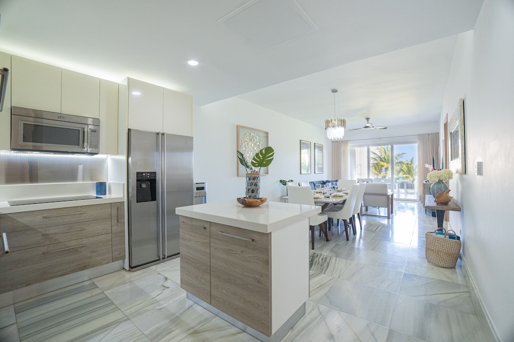 Seawinds Punta Goleta view 5