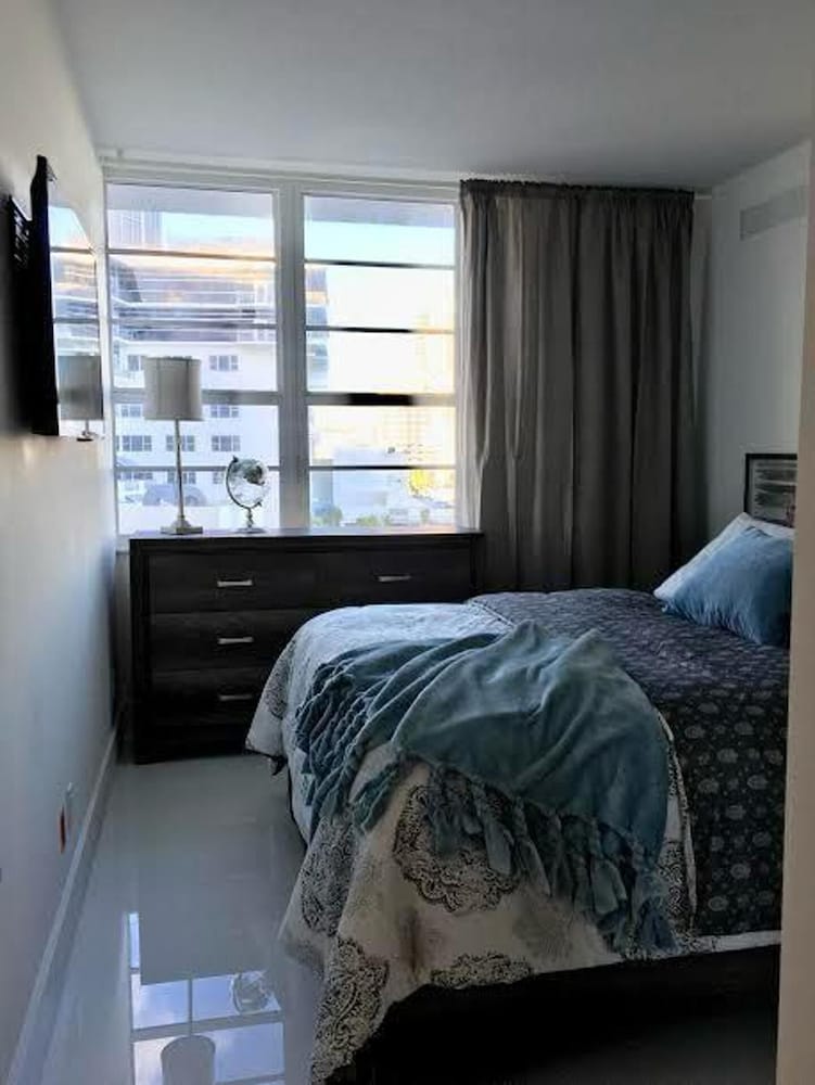 8 Guests - Pool - Miami Beach With Ocean Views