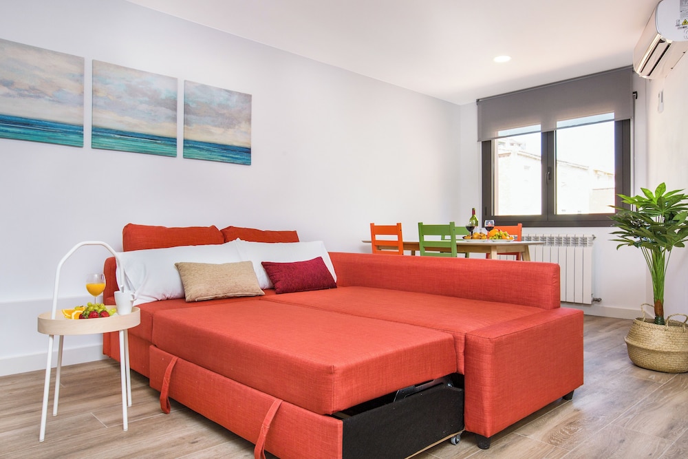 Stay U-nique Apartments Fabra i Puig