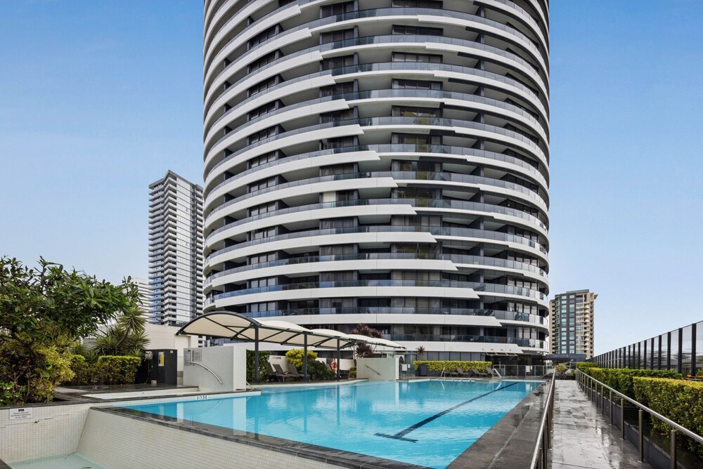 Luxury Apartment - Oracle Broadbeach