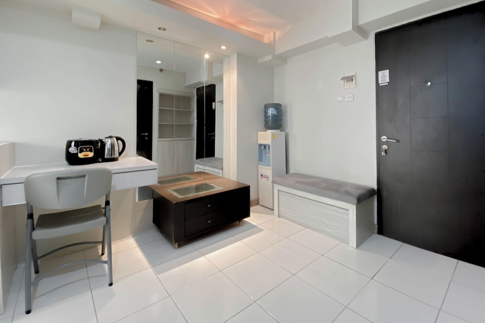 Good Deal And Comfy 2Br Kebagusan City Apartment