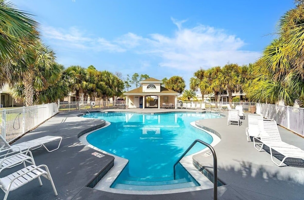 225 Seahorse Way 3 Bedroom Home