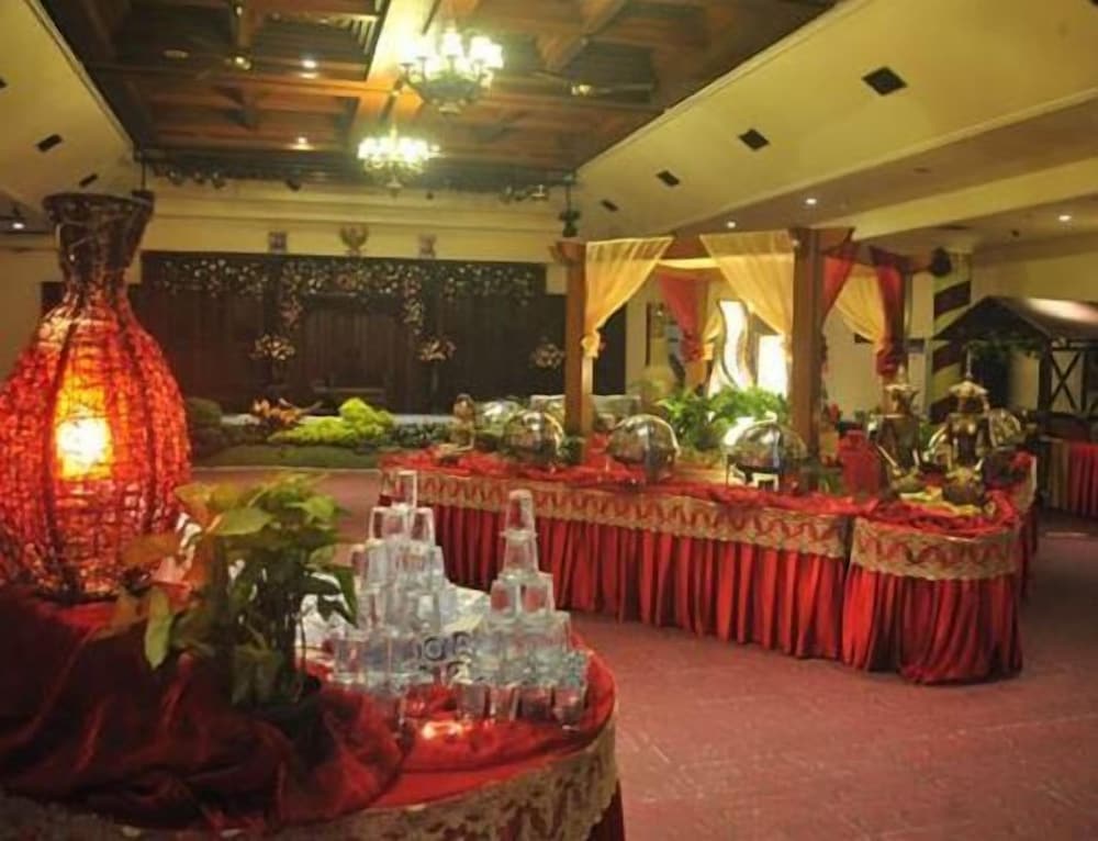 Narita Hotel Tulungagung