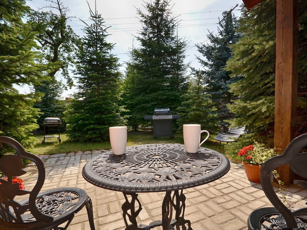 Spacious and Comfortable Holiday Homes With Pool