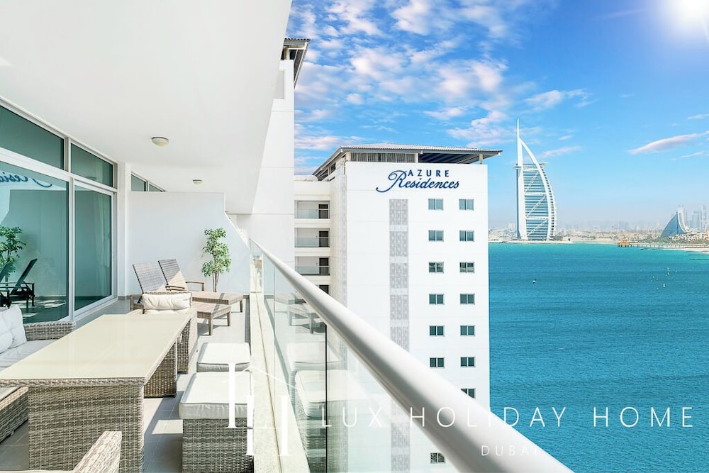 LUX Holiday Home - Azure Residence 1