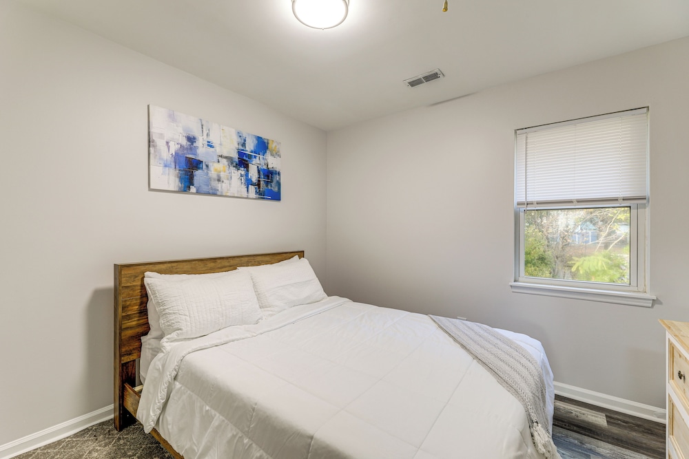 8 Mi to Neuse River: Cozy Gem in Havelock!