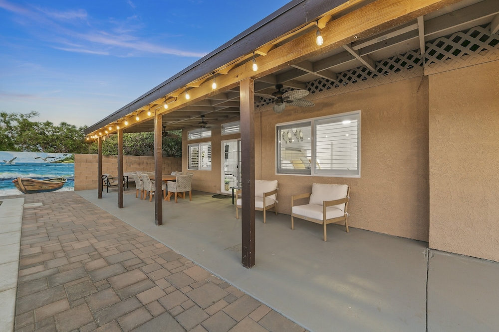 Desert Oasis Retreat Palm Meadows Gem 3 Bedroom Home