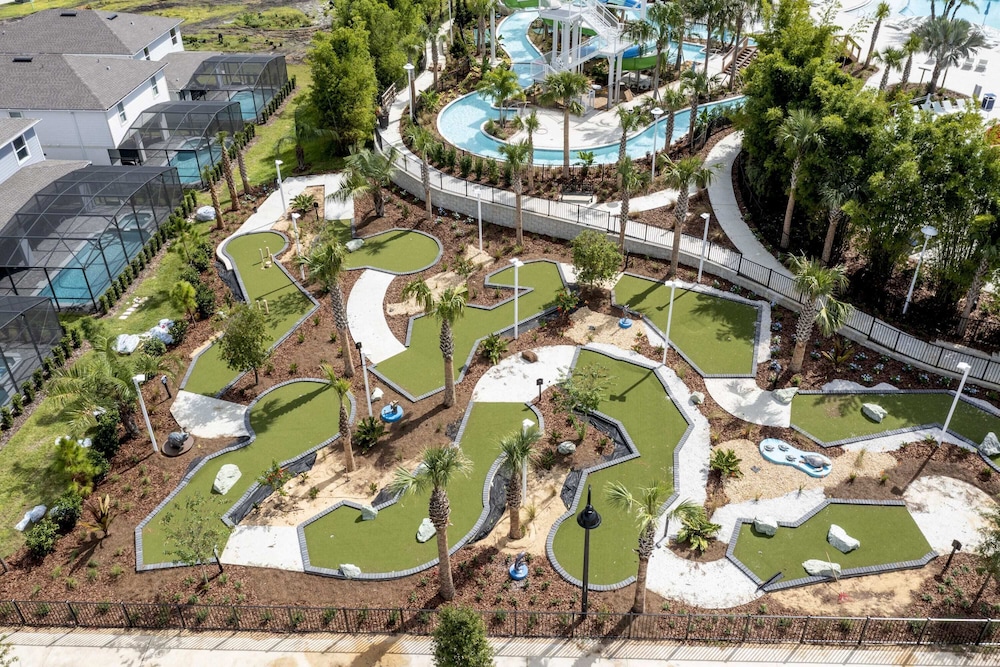 Stunning 5Bd w/ Pool @ Windsor Island Resort 3814