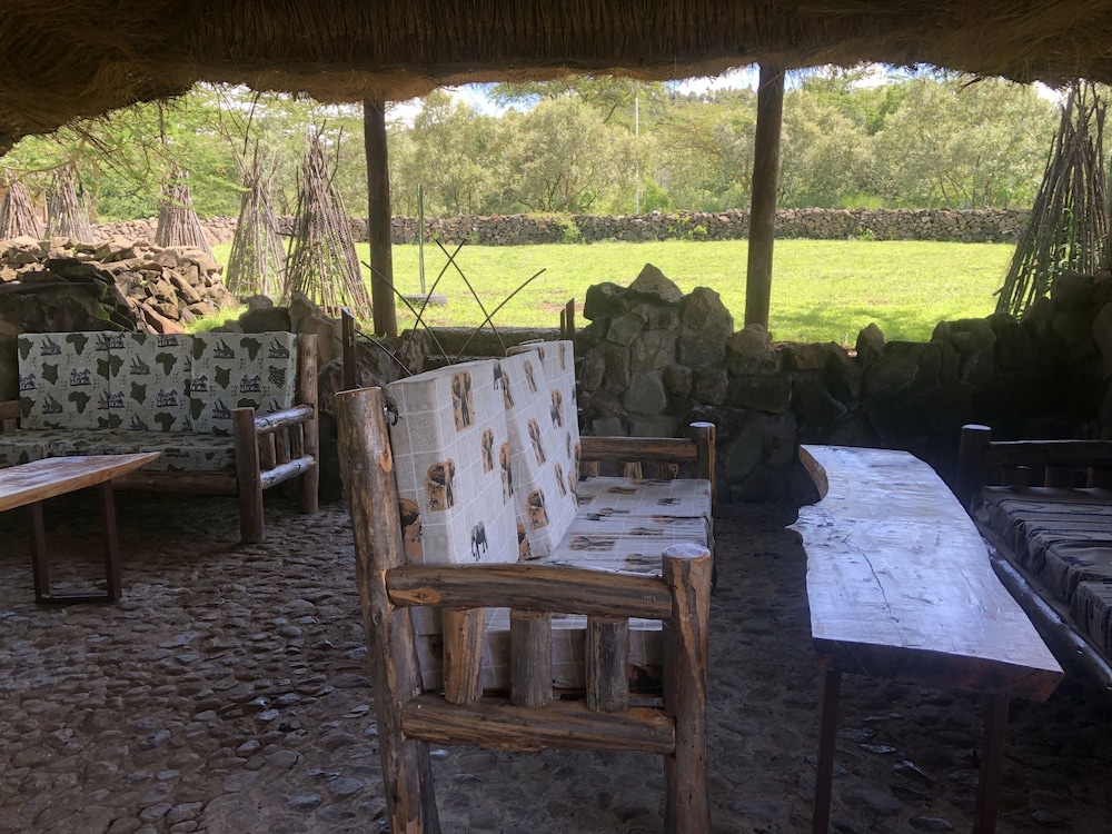 Isalaasha Bush Camp view 2