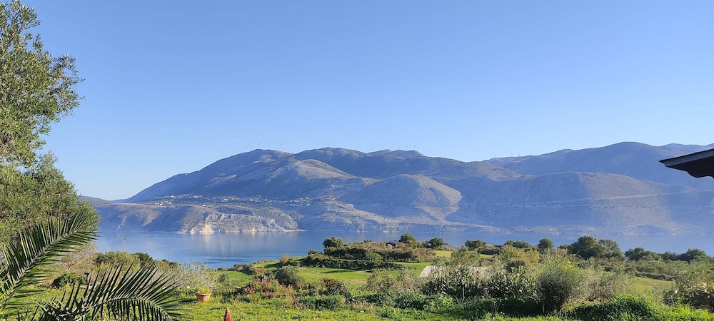 Forestata Village