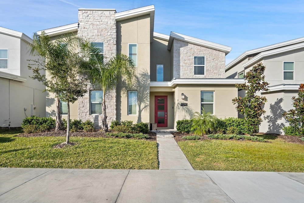 Championsgate 9 Bedroom Pool Home with Game Room 9 Home