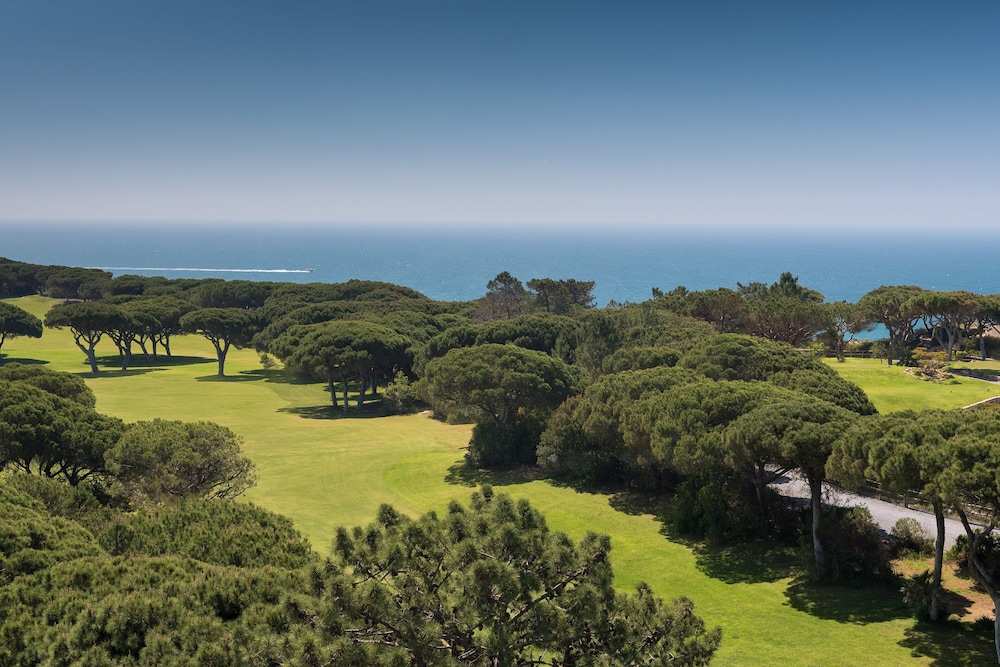 Pine Cliffs Ocean Suites, a Luxury Collection Resort & Spa