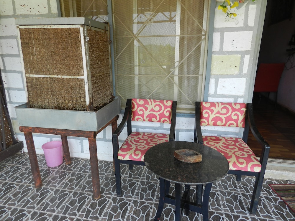 Hotel Sawai Mansing Hill Resort
